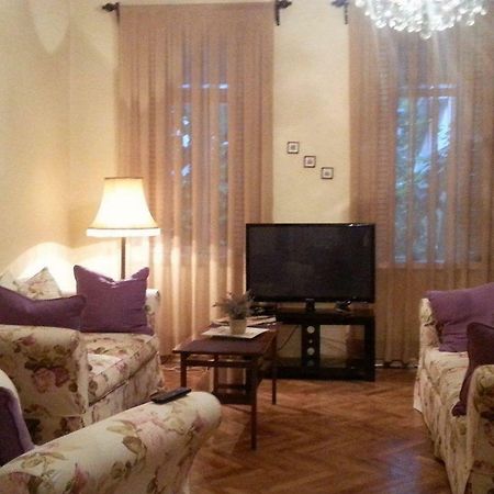 Marinas Guesthouse Kobuleti Exterior photo