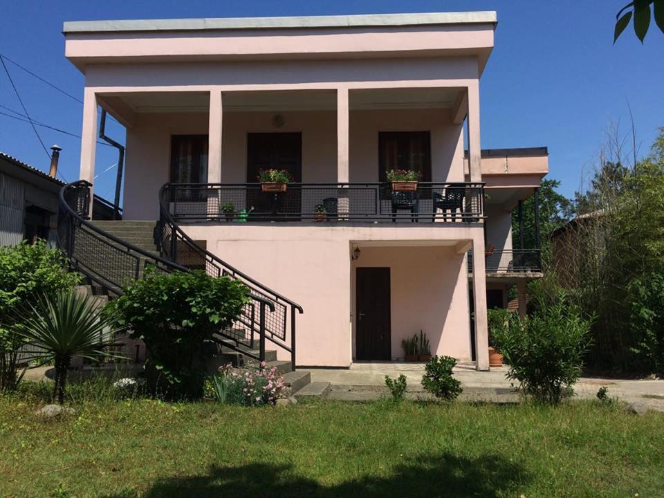 Marinas Guesthouse Kobuleti Exterior photo